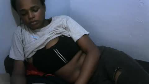 Snapshot of baby_fayyan chatting on 01/06/26, 05:44 baby_fayyan online show from 01/06/26, 05:44