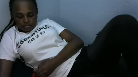 Snapshot of baby_fayyan chatting on 01/13/26, 06:57 baby_fayyan online show from 01/13/26, 06:57