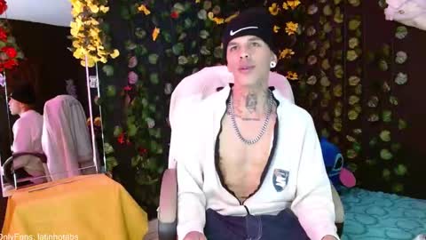 OF GxoXabs online show from 12/24/24, 01:28