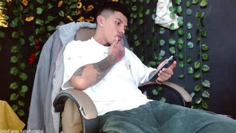 OF GxoXabs online show from 12/30/24, 03:13