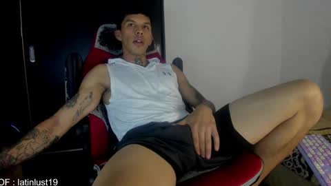 Snapshot of baby_gio chatting on 03/22/26, 12:58 OF GxoXabs online show from 03/22/26, 12:58