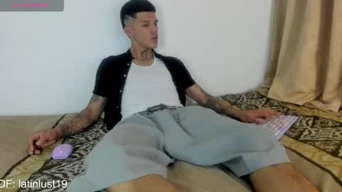 Snapshot of baby_gio chatting on 04/24/26, 06:54 OF GxoXabs online show from 04/24/26, 06:54