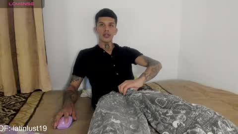 Snapshot of baby_gio chatting on 05/05/26, 05:32 OF GxoXabs online show from 05/05/26, 05:32