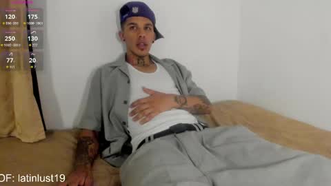 Snapshot of baby_gio chatting on 05/19/26, 02:34 OF GxoXabs online show from 05/19/26, 02:34