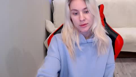 baby_kitte online show from 12/09/24, 06:34