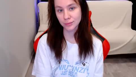 baby_kitte online show from 12/19/24, 03:29