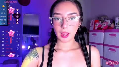 lily online show from 09/10/25, 11:10