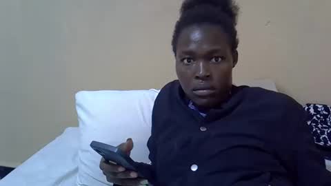 Snapshot of baby_may5 chatting on 09/29/25, 06:46 baby_may5 online show from 09/29/25, 06:46