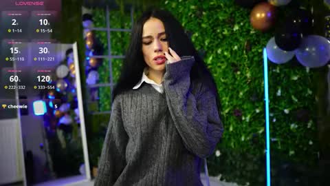 Baby Nico online show from 11/07/25, 04:18