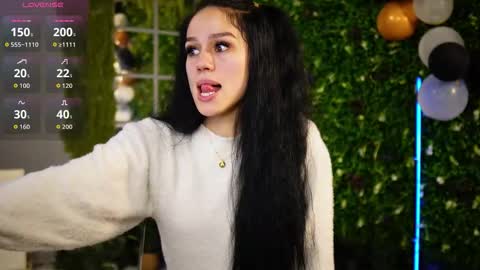 Baby Nico online show from 11/24/25, 05:56