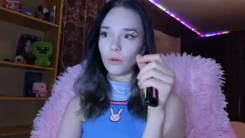 Snapshot of baby_onface chatting on 07/25/26, 07:33 Alice online show from 07/25/26, 07:33