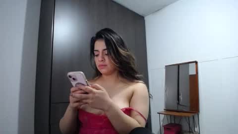 Snapshot of baby_roose chatting on 12/17/24, 06:45 Baby online show from 12/17/24, 06:45