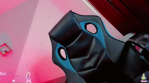 Baby-Rouss online show from 12/17/25, 12:33