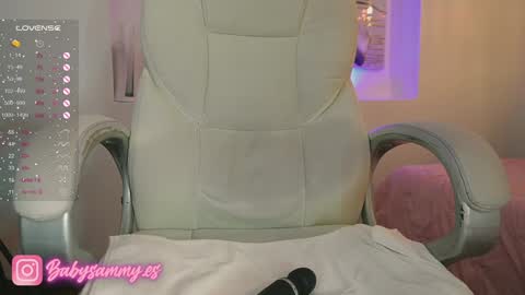 Snapshot of baby_sammyy chatting on 01/24/25, 11:12 Baby Sammyy online show from 01/24/25, 11:12