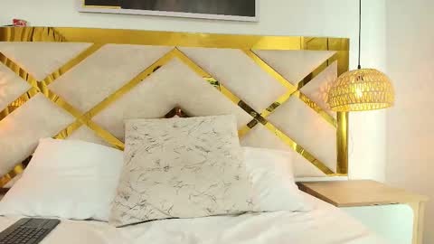 Snapshot of baby_scarleth_ chatting on 12/19/25, 01:12 baby_scarleth_ online show from 12/19/25, 01:12