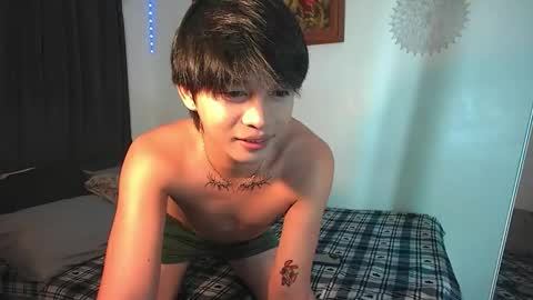 Snapshot of baby_simph chatting on 11/07/25, 05:51 Josh online show from 11/07/25, 05:51