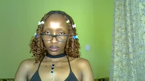 Snapshot of baby_tecla chatting on 03/22/26, 02:09 baby_tecla online show from 03/22/26, 02:09