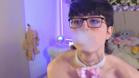 Snapshot of baby_xian chatting on 01/07/25, 01:06 Dani online show from 01/07/25, 01:06