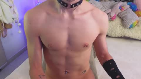 Snapshot of baby_xian chatting on 02/12/25, 04:44 Dani online show from 02/12/25, 04:44