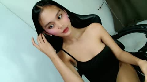 Snapshot of baby_zoexx chatting on 04/06/26, 01:14 baby_zoexx online show from 04/06/26, 01:14
