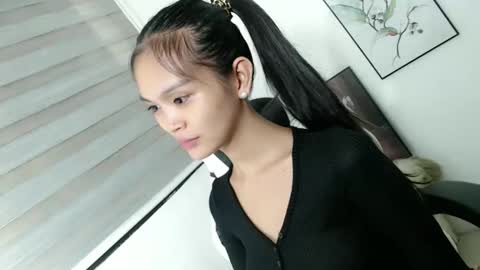 Snapshot of baby_zoexx chatting on 04/07/26, 12:16 baby_zoexx online show from 04/07/26, 12:16