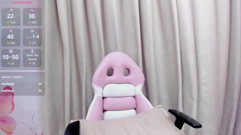 Karla  online show from 11/07/25, 10:32