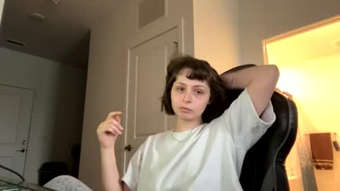 Snapshot of babyblue0194 chatting on 02/10/25, 09:04 babybray online show from 02/10/25, 09:04