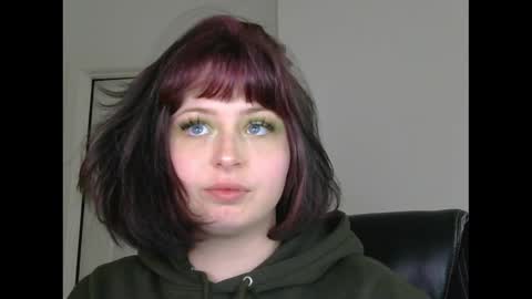 babybray online show from 03/17/26, 10:02