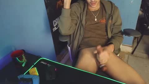 Snapshot of babyd0103 chatting on 03/03/26, 06:25 babyD online show from 03/03/26, 06:25