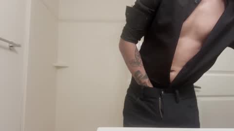 Snapshot of babydaddiii808 chatting on 03/11/26, 08:26 DADDY online show from 03/11/26, 08:26