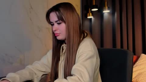 Snapshot of babydarcy chatting on 03/24/26, 02:11 Darcy online show from 03/24/26, 02:11