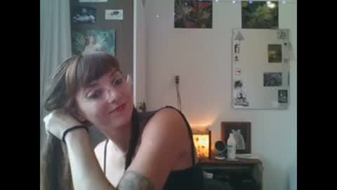 Snapshot of babydemon6 chatting on 12/22/24, 06:48 babydemon6 online show from 12/22/24, 06:48