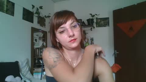 Snapshot of babydemon6 chatting on 01/10/25, 12:47 babydemon6 online show from 01/10/25, 12:47