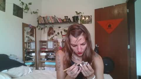 Snapshot of babydemon6 chatting on 02/06/25, 12:48 babydemon6 online show from 02/06/25, 12:48