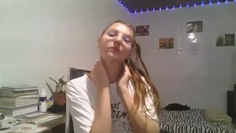 babydemon6 online show from 12/05/25, 12:19