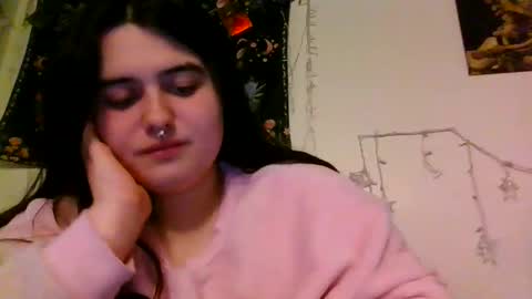 Snapshot of babydollalexiss chatting on 04/17/26, 01:14 babydollalexiss online show from 04/17/26, 01:14