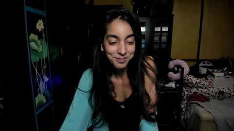 Snapshot of babygirl_claire chatting on 01/08/26, 05:43 Claire Black online show from 01/08/26, 05:43