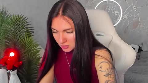 Snapshot of babyisperfect chatting on 02/17/26, 03:25 Sophia online show from 02/17/26, 03:25