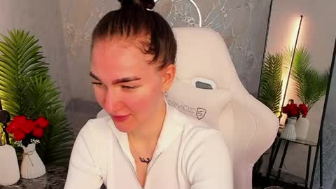 Sophia online show from 05/20/26, 01:45