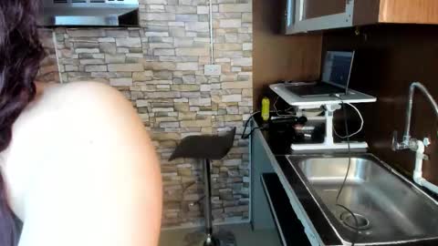 follow me online show from 03/12/26, 09:32