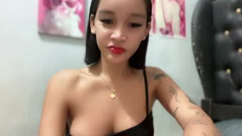 Snapshot of babynexy69 chatting on 06/28/26, 02:50 Nexie online show from 06/28/26, 02:50