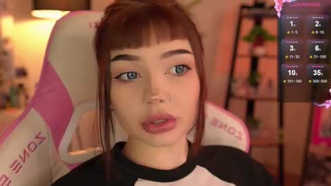 Nika online show from 11/16/25, 03:17