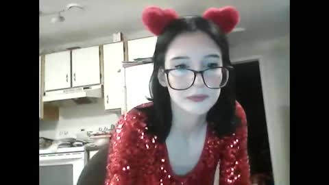 Snapshot of babysapphiree chatting on 02/15/26, 02:52 sapphire online show from 02/15/26, 02:52