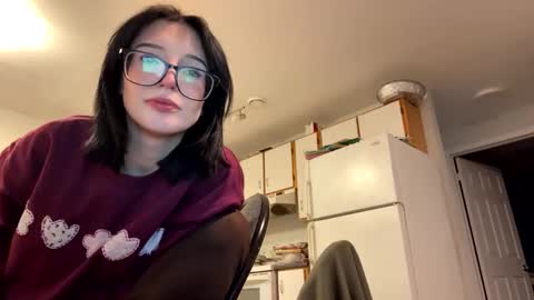 Snapshot of babysapphiree chatting on 02/17/26, 02:52 sapphire online show from 02/17/26, 02:52