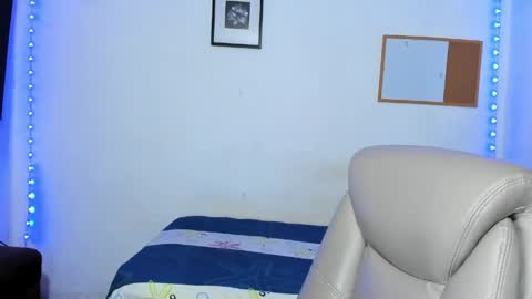 Snapshot of babyted273 chatting on 05/09/26, 11:48 Babyted273 online show from 05/09/26, 11:48