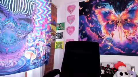 Snapshot of bad_cherry chatting on 01/24/25, 09:05 Bratty Lanita - independent online show from 01/24/25, 09:05