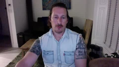 Snapshot of bad_dad43 chatting on 05/27/26, 02:30 Bad dad43 online show from 05/27/26, 02:30