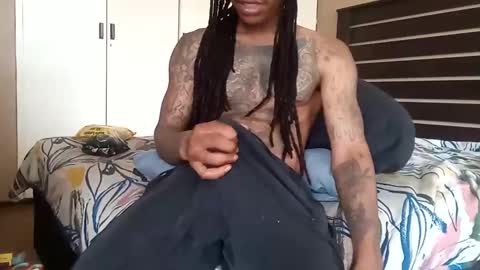 Snapshot of bad_dawgg chatting on 12/23/24, 06:00 rastafaria online show from 12/23/24, 06:00