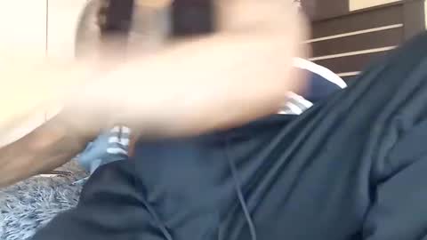 Snapshot of bad_dawgg chatting on 02/12/25, 05:58 rastafaria online show from 02/12/25, 05:58