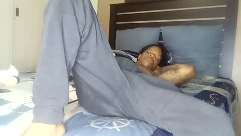 Snapshot of bad_dawgg chatting on 02/26/25, 08:54 rastafaria online show from 02/26/25, 08:54